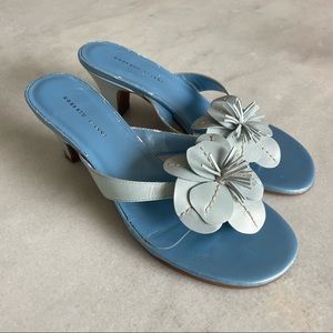 Roberto Vianni light blue vintage kitten heels